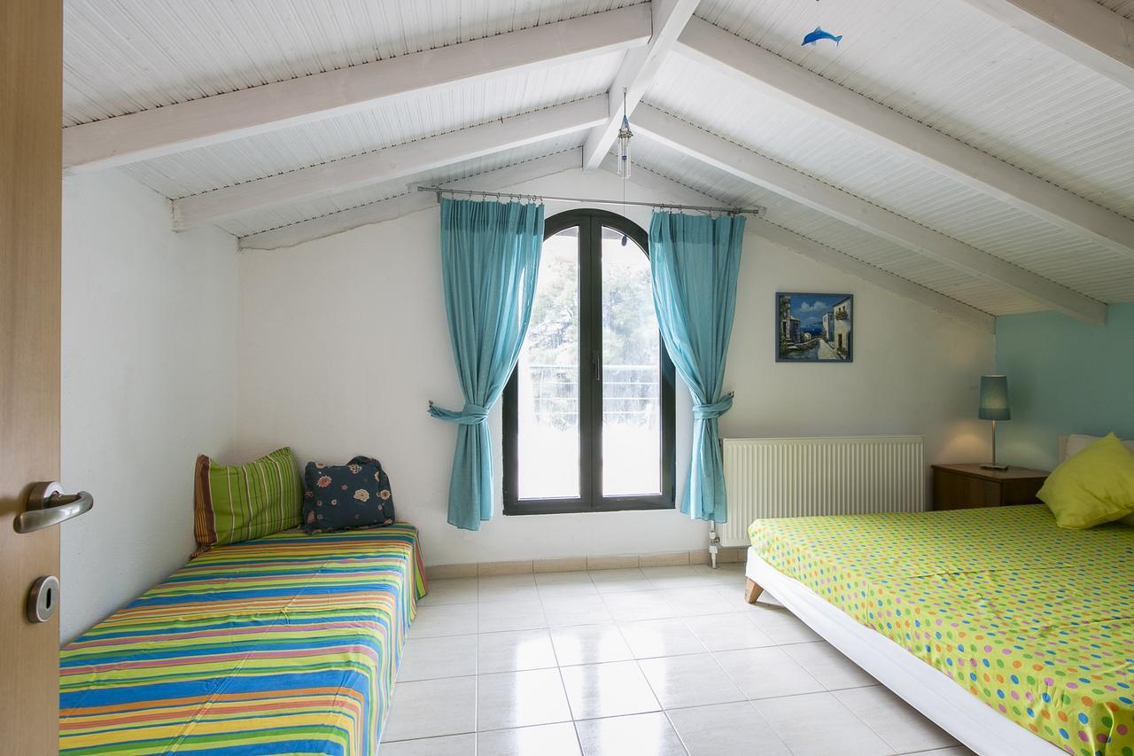 Blue Crab, Beachfront House In Kalandra #Feelslikehome Hanioti Esterno foto